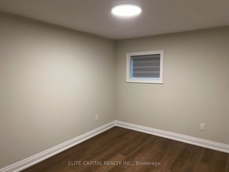 For Lease - 67 Hutcherson Square, Toronto, Ontario - Photo 3