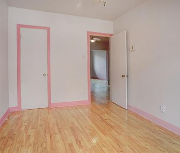 10663 Av. des Récollets - Photo 4