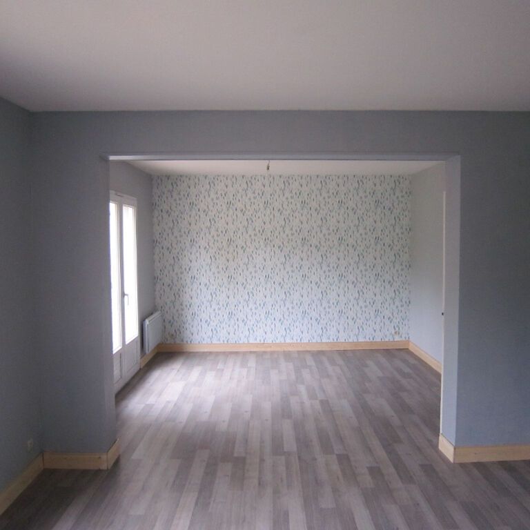 Location Maison 4 pièces 97m² - Photo 1