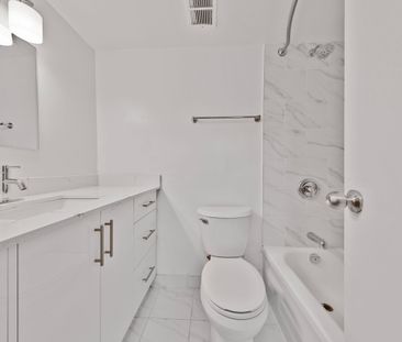 For Lease - 65 Thorncliffe Park Drive Unit# 2108, Toronto, Ontario - Photo 5