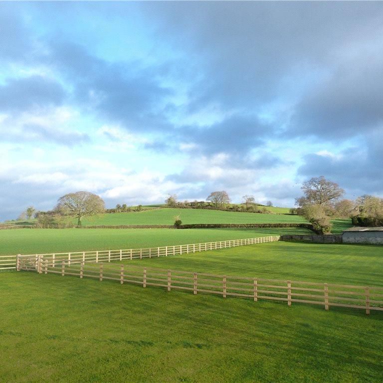 Burrow Hill, Kingsbury Episcopi, Martock, TA12, Martock - Photo 1