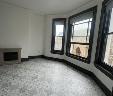 2 Bed Flat, Cambridge Road, BN3 - Photo 2