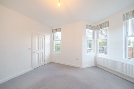 Rockliffe Avenue, Bath, BA2 6QP - Photo 2