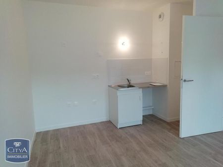 Location Appartement 2 pièces 39m² LE BLANC MESNIL 93150 - Photo 2