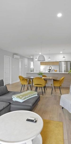 Magnifique condo avec 2 chambres et un bureau - Photo 1