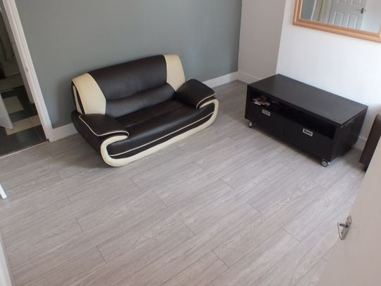 4 Bed Terraced House, Erleigh Road, RG1 - Photo 1