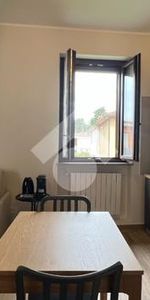 Monolocale in affitto - Photo 3