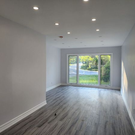 For Lease - 812 Tanager Avenue, Burlington, Ontario - Photo 4