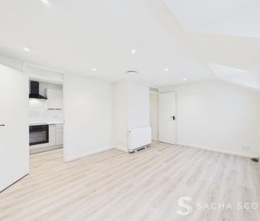Studio to rent - Photo 2