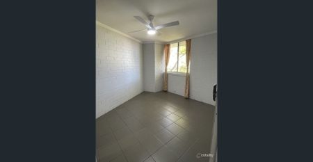 Modern, low-maintenance living in the heart of Wembley - Photo 5