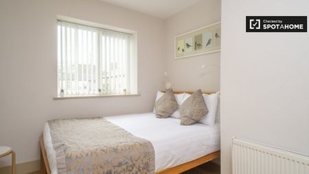 Apartment for rent in Docklands South, Dublin - Photo 5