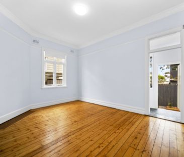 Charming Home in Excellent Location ** Available 07/11/25 ** - Photo 1