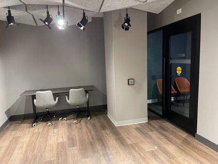 For Lease - 1037 The Queensway N/A Unit# 511, Toronto, Ontario - Photo 5