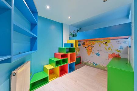 3 bedroom flat to rent - Photo 5