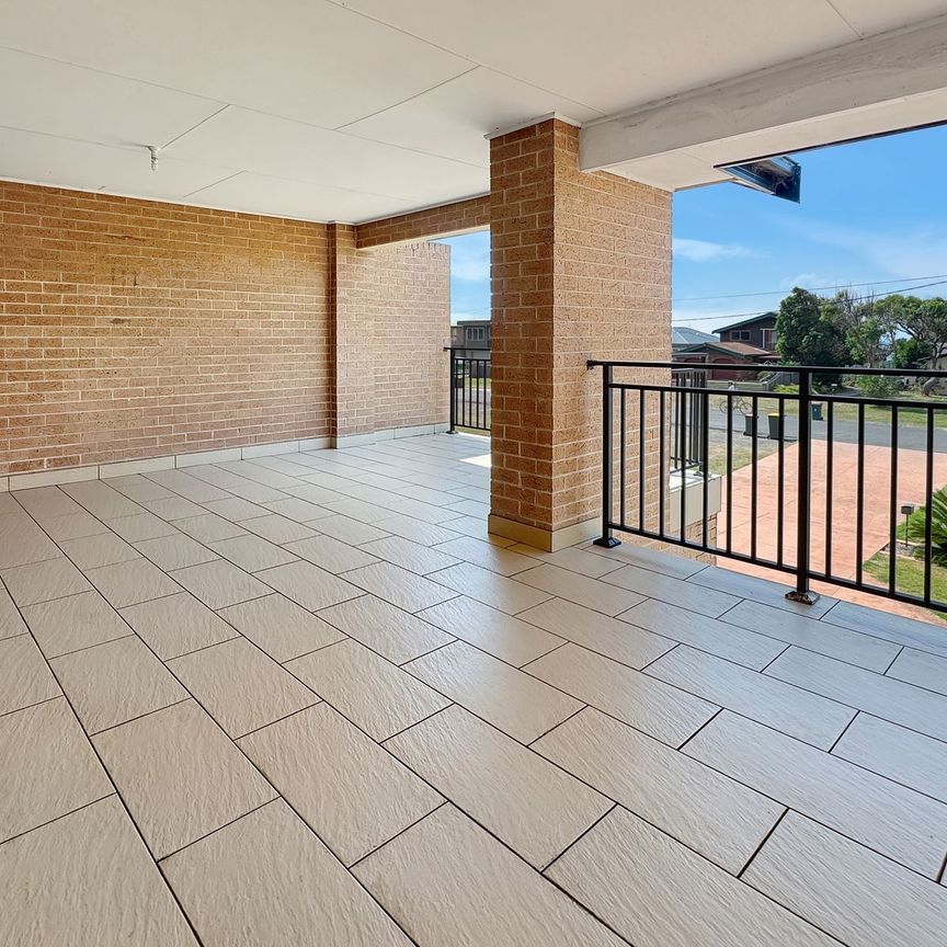 CLOSE TO THE BEACH - Photo 1