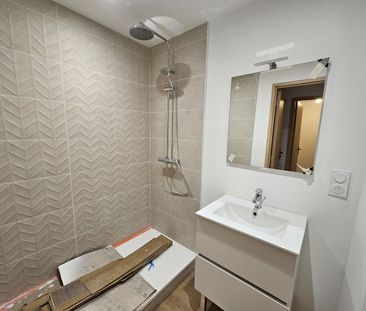 Location Appartement 3 pièces 62m² PONT DE VEYLE 01290 - Photo 4