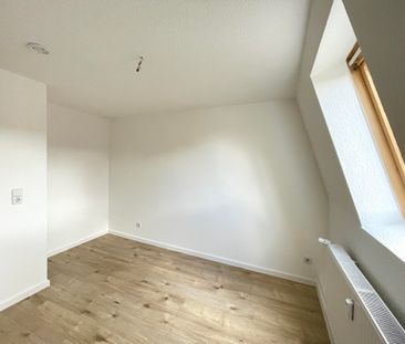 Charmante Höhenlage: Sanierte 2-Raumwohnung mit Flair - Photo 1