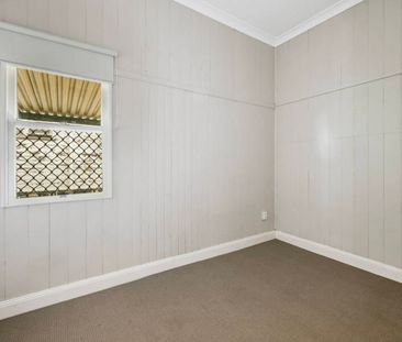 88 Taylor St, 4350, Newtown - Photo 2