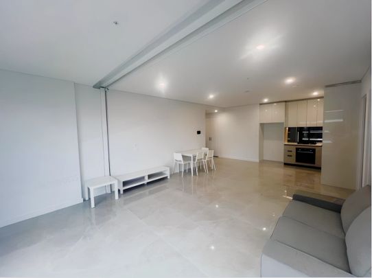 9 Studio Dr, Sydney - Photo 1