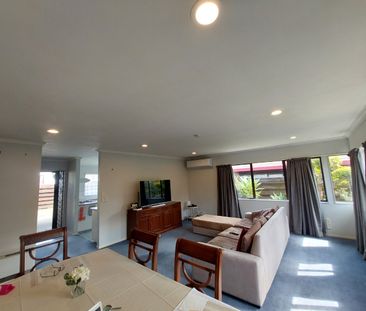 Sunny Three-Bedroom Family Home in Mount - Mt Maunganui - Photo 2