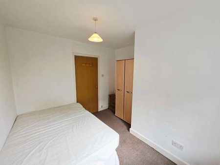 Eccles New Road, Salford, M5 - Photo 3