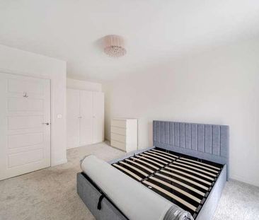 Grahame Park Way, Colindale, NW9 - Photo 6