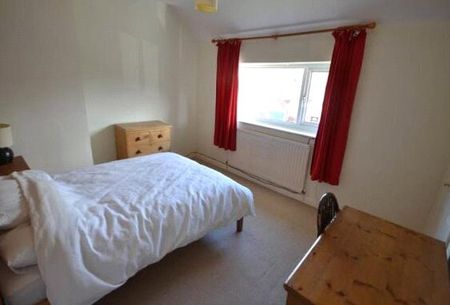 Beechwood Avenue, Newcastle Upon Tyne - Photo 3