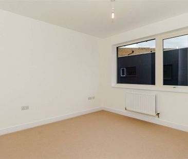 A modern, spacious two bedroom duplex apartment in a popular locati... - Photo 1