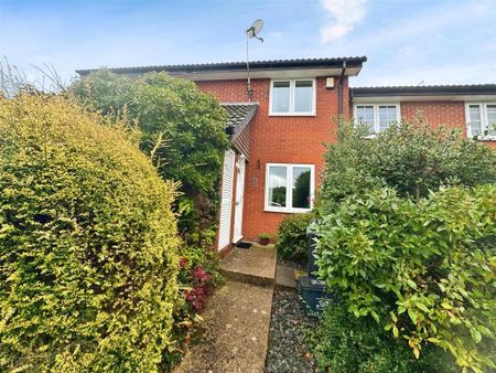 2 bedroom terraced house to rent - Photo 2