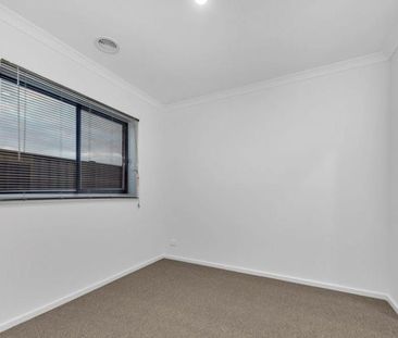 11 Goodia Street, Wollert, VIC 3750 - Photo 5