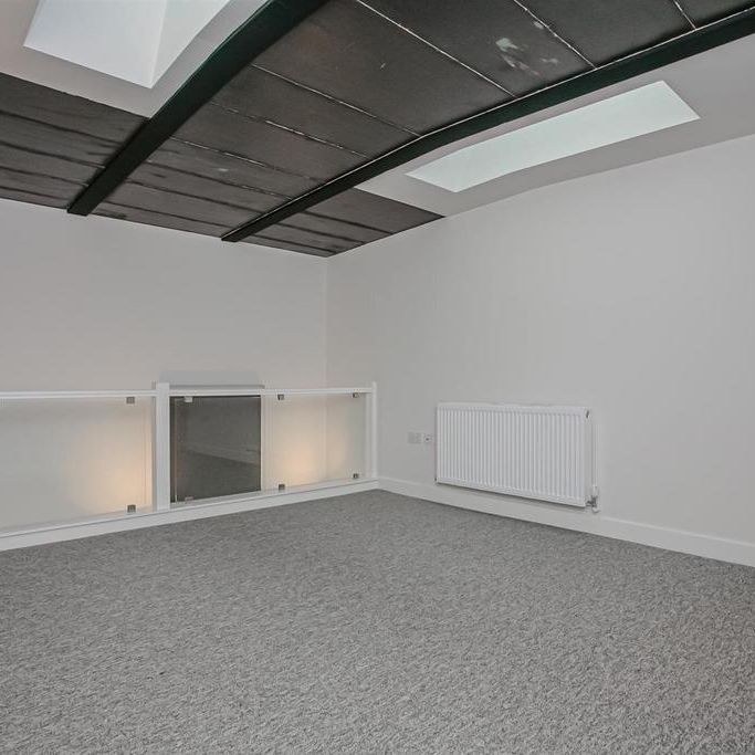 1 bedroom detached house to rent - Photo 1