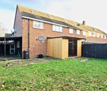 4 bedroom terraced house to rent - Photo 1