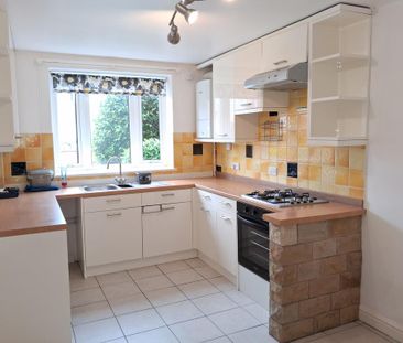 2 bedroom semi-detached house to rent - Photo 5