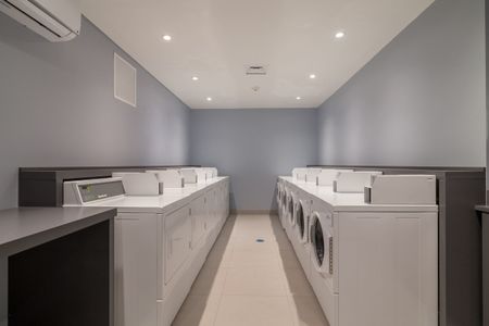 4800 Maisonneuve Blvd W - Photo 2