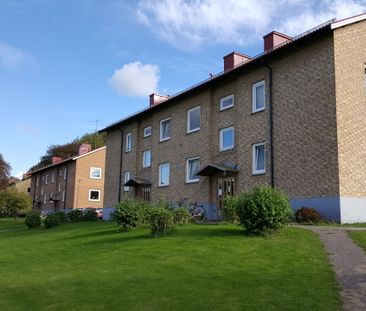 2 rok, Bangatan 8A , Motala - Foto 1