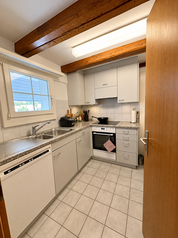 Grosszügige 3-Zimmer-Dachwohnung mit ca. 100 m² und Balkon in Bassersdorf - Foto 3