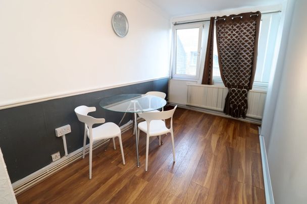 Room in a Shared Flat, Dethick Court, E3 - Photo 1