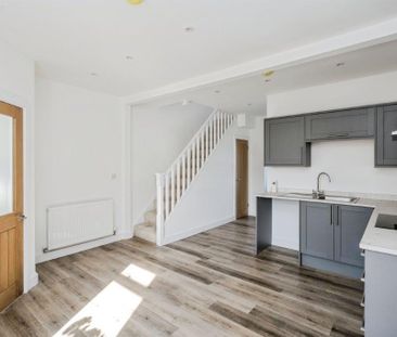 Heol Twrch, Lower Cwmtwrch, SWANSEA - Photo 5