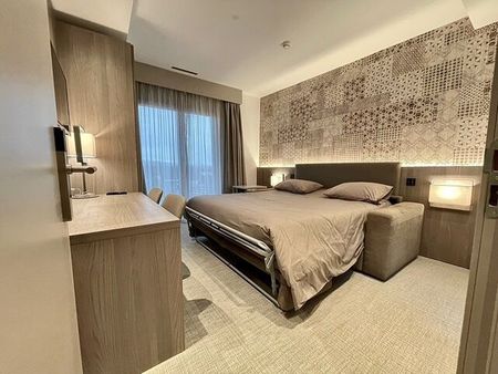 Furnished 2.5-room apartment opposite EPFL - Photo 4