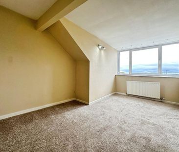 4 bedroom terraced house to rent - Photo 2