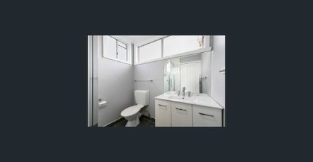 Neat 3-Bedroom Home Close To Schools! - Photo 5