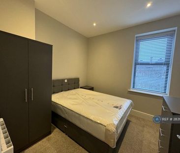 1 bedroom flat to rent - Photo 4
