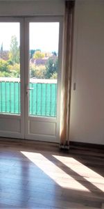 CARPENTRAS : appartement F2 (37 m²) en location - Photo 4