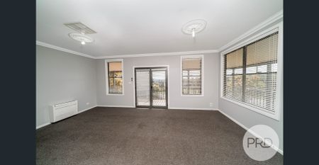 132 Macleay Street, Mount Austin NSW 2650 - Photo 2