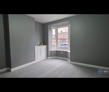 2 bedroom end of terrace house to rent - Photo 4