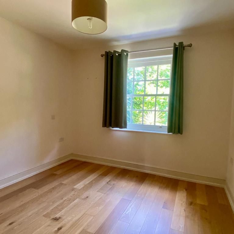 5 bedroom detached house to rent - Photo 1