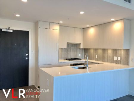 Condo in Burnaby, BC - Photo 3