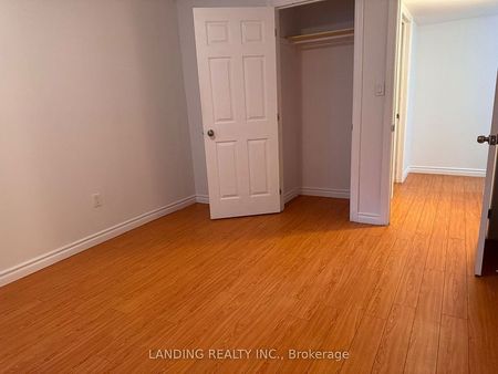 For Lease - 138 Keffer Circle, Newmarket, Ontario - Photo 3