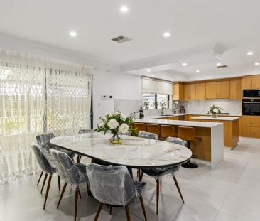 Parkside Family Living with Renovated Kitchen & Bathrooms - Photo 3