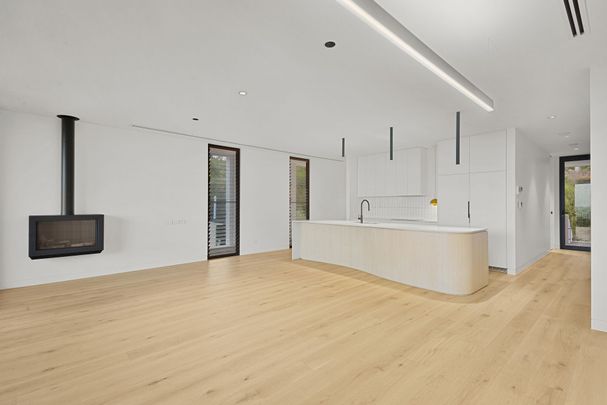 Luxury Residence with Ocean Views | $1,900 P/W - Photo 1